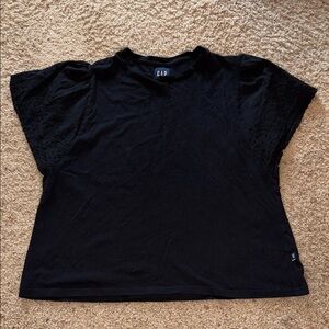 GAP Women's Black Short Sleeve Top with Lace Detail Size Large